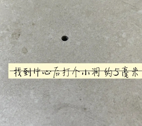 达州市瓷砖空鼓维修公司专业解答在瓷砖铺贴过程中，如果砂料搅拌不均匀，将会带来以下问题